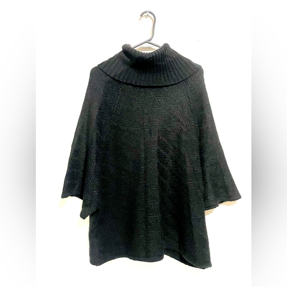 Anthropologie Oversized Black Cowl Neck Sweater Size Medium Quarter Sleeve EUC‎